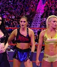 WWE_Monday_Night_Raw_2018_04_09_720p_HDTV_x264-NWCHD_mp4_003152397.jpg
