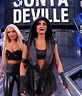 WWE_SmackDown_Live_2018_09_11_720p_HDTV_x264-NWCHD_mp4_002300065~0.jpg